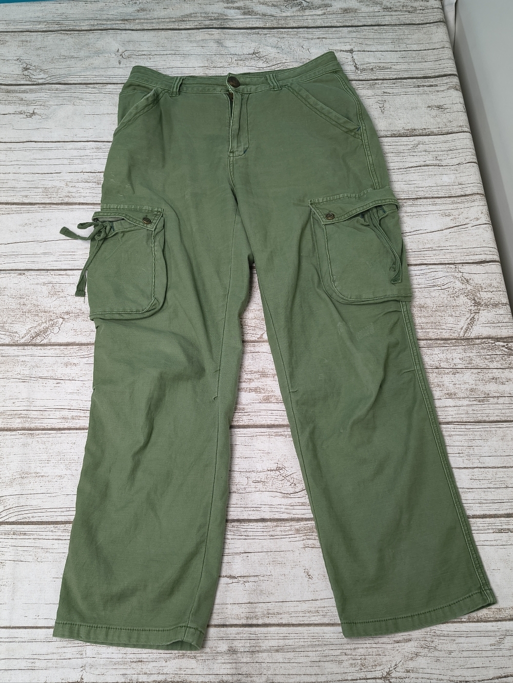 Pilcro Anthropologie Green Baggy Cargo Pants Size 27